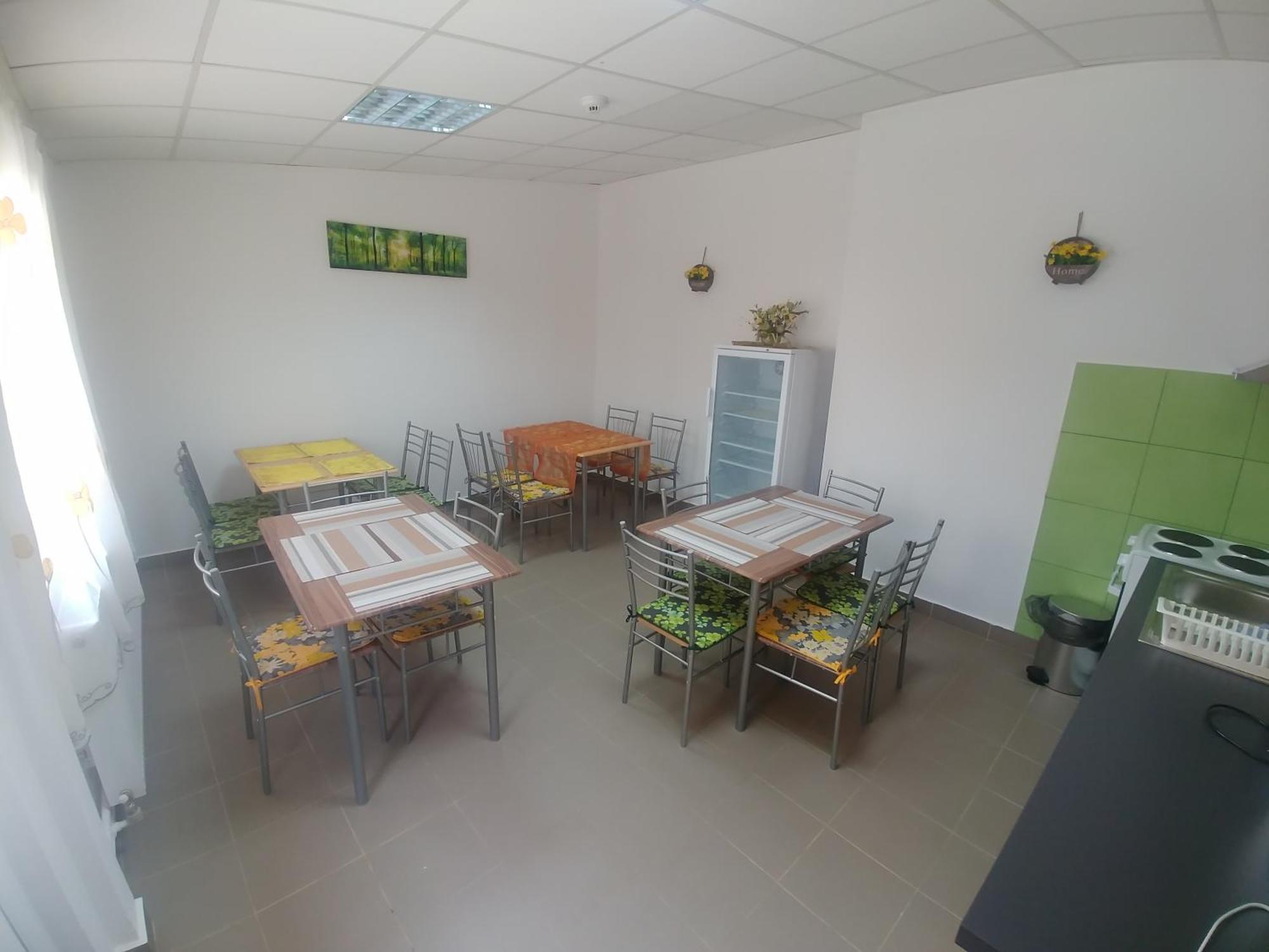 Camere De Inchiriat Carpati Hunedoara Exterior foto